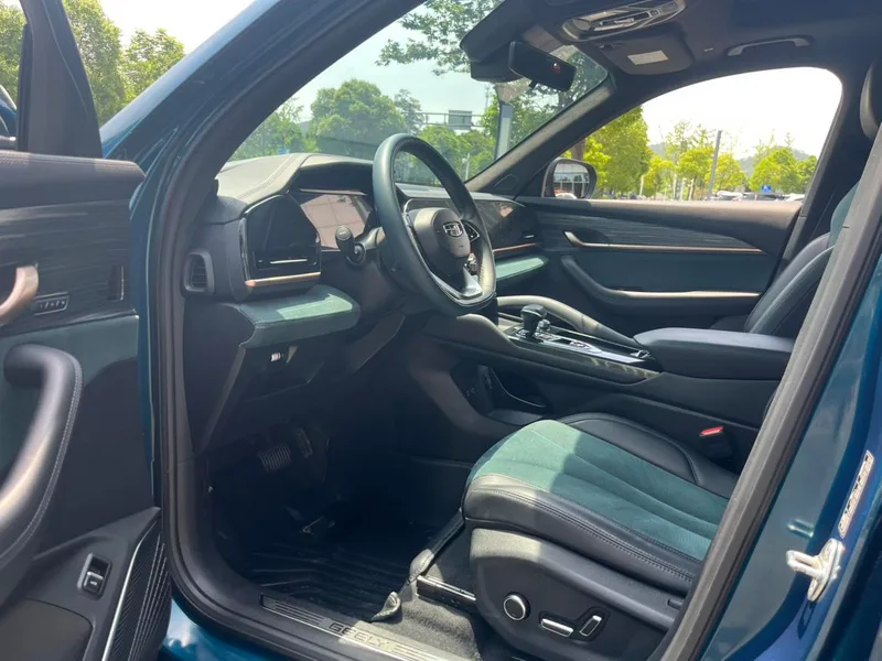 Geely Monjaro 2021 2.0TD DCT EVO Two-wheel drive noble type interior photo 11 Geely Monjaro 2021 2.0TD DCT EVO Two-wheel drive noble type interior photo 11