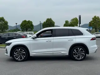 Geely Monjaro 2021 2.0TD High-power automatic four-wheel drive flagship exterior photo 7 Geely Monjaro 2021 2.0TD High-power automatic four-wheel drive flagship exterior photo 7