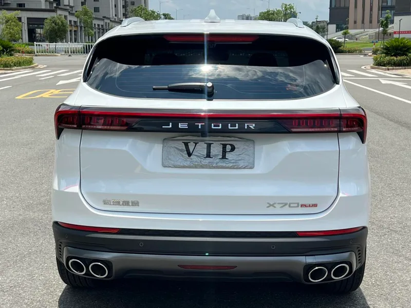 Jetour X70 PLUS 2023 1.5T DCT Brave person PLUS 5 seat exterior photo 5 Jetour X70 PLUS 2023 1.5T DCT Brave person PLUS 5 seat exterior photo 5