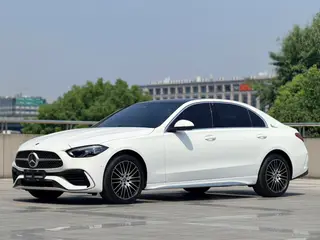 Mercedes-Benz C-Class 2025 Restyling C 260 L Sports version exterior photo 1
