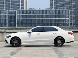 Mercedes-Benz C-Class 2025 Restyling C 260 L Sports version exterior photo 3