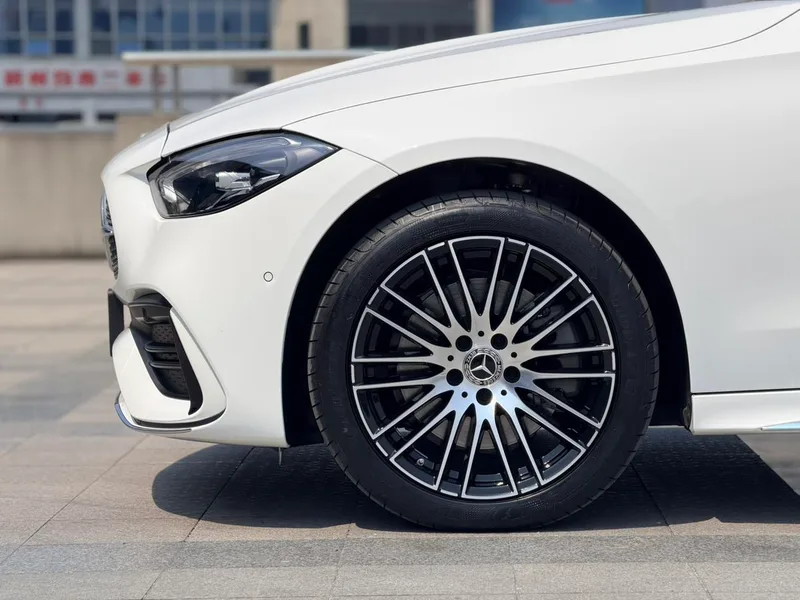Mercedes-Benz C-Class 2025 Restyling C 260 L Sports version exterior photo 6