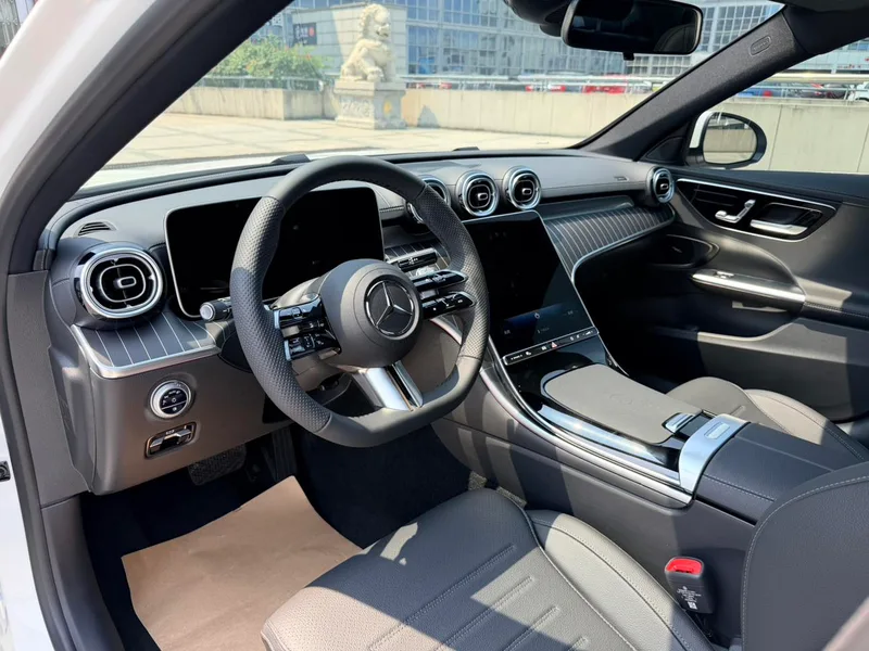 Mercedes-Benz C-Class 2025 Restyling C 260 L Sports version exterior photo 7