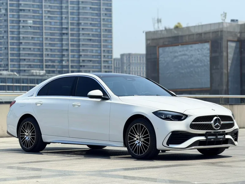 Mercedes-Benz C-Class 2025 Restyling C 260 L Sports version interior photo 17
