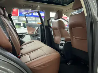 Geely Boyue 2022 1.8TD DCT Tipo Zhiya interior foto 8 Geely Boyue 2022 1.8TD DCT Tipo Zhiya interior foto 8