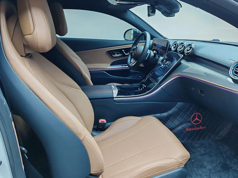 Mercedes-Benz CLE 2025 CLE 260 Coupe interior photo 16 Mercedes-Benz CLE 2025 CLE 260 Coupe interior photo 16