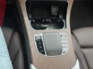 Mercedes-Benz GLC 2022 Restyling GLC 300 L 4MATIC Dynamic Zhenzang Edition interior photo 14 Mercedes-Benz GLC 2022 Restyling GLC 300 L 4MATIC Dynamic Zhenzang Edition interior photo 14