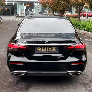 Mercedes-Benz E-Class 2022 Restyling E 300 L Luxury type Passenger car interior photo 8 Mercedes-Benz E-Class 2022 Restyling E 300 L Luxury type Passenger car interior photo 8