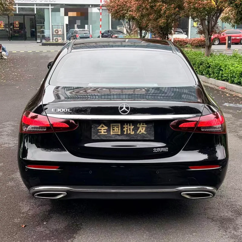 Mercedes-Benz E-Class 2022 Restyling E 300 L Luxury type Passenger car interior photo 8 Mercedes-Benz E-Class 2022 Restyling E 300 L Luxury type Passenger car interior photo 8