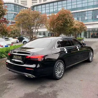 Mercedes-Benz E-Class 2022 Restyling E 300 L Luxury type Passenger car interior photo 9 Mercedes-Benz E-Class 2022 Restyling E 300 L Luxury type Passenger car interior photo 9