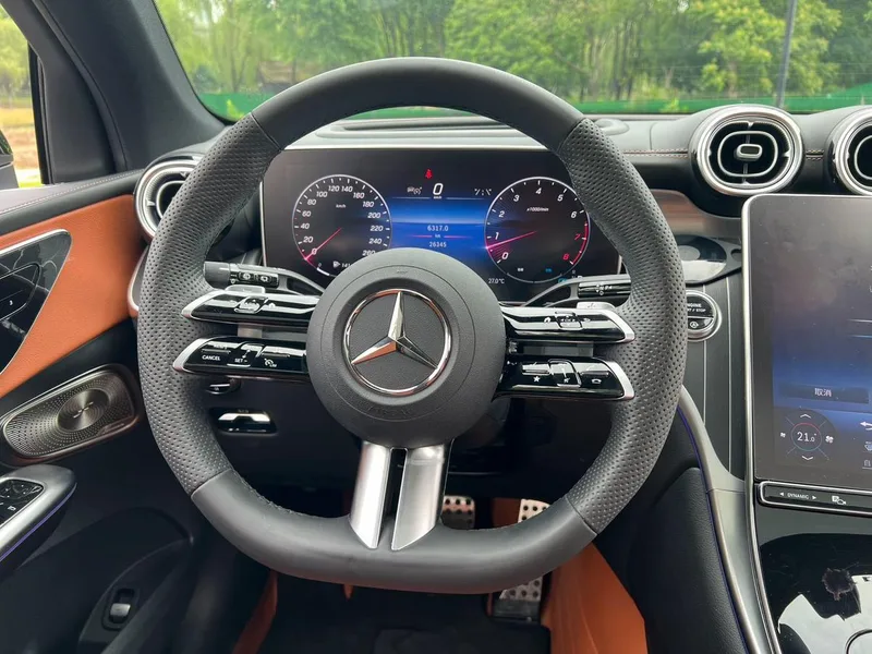 Mercedes-Benz GLC 2024 GLC 300 L 4MATIC Luxury type 5 seat exterior photo 7