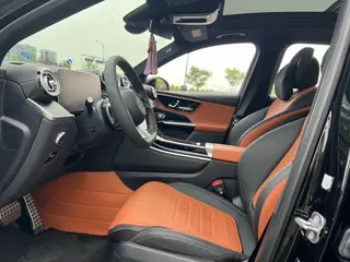 Mercedes-Benz GLC 2024 GLC 300 L 4MATIC Luxury type 5 seat interior photo 11