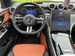Mercedes-Benz GLC 2024 GLC 300 L 4MATIC Luxury type 5 seat interior photo 17