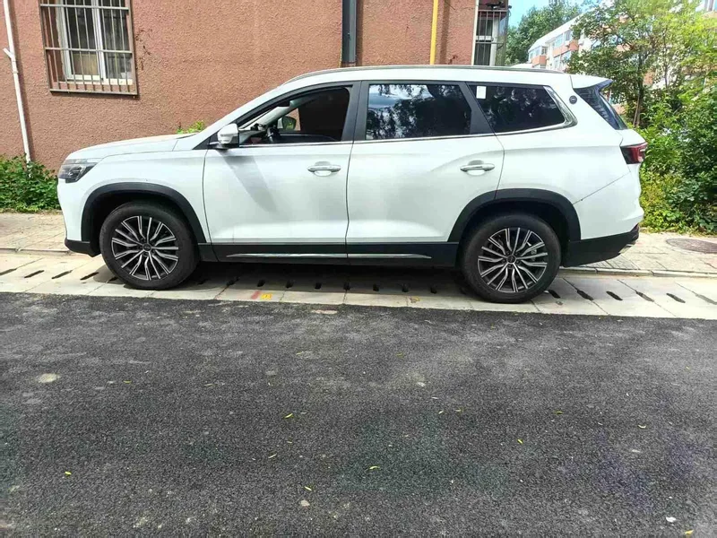 Jetour X90 PLUS 2024 1.6TD DCT Villa exterior foto 3 Jetour X90 PLUS 2024 1.6TD DCT Villa exterior foto 3