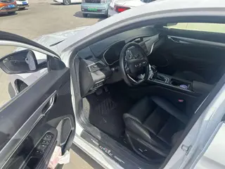Geely Binrui 2018 14T CVT Plantronics Edition interior photo 9 Geely Binrui 2018 14T CVT Plantronics Edition interior photo 9