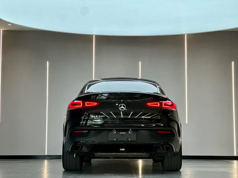Mercedes-Benz GLE Coupe 2020 GLE 350 4MATIC coupe SUV Fashionable exterior photo 5