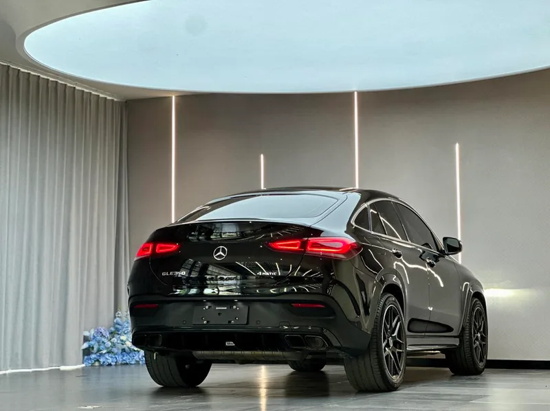 Mercedes-Benz GLE Coupe 2020 GLE 350 4MATIC coupe SUV Fashionable exterior photo 6