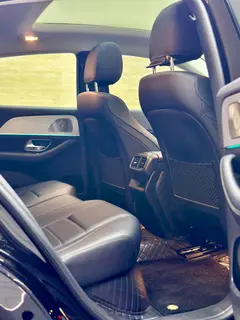 Mercedes-Benz GLE Coupe 2020 GLE 350 4MATIC coupe SUV Fashionable interior photo 11