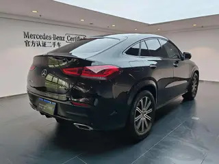 Mercedes-Benz GLE Coupe 2022 GLE 350 4MATIC Coupé SUV Estilo de moda exterior foto 5