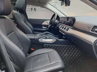 Mercedes-Benz GLE Coupe 2022 GLE 350 4MATIC Coupé SUV Estilo de moda interior foto 16