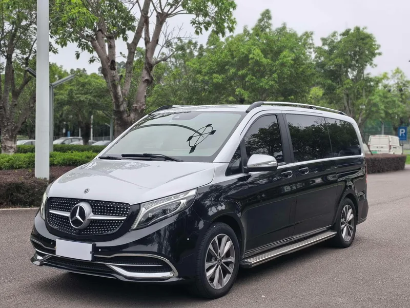 Mercedes-Benz V-Class 2022 V 260 Version pilote extérieur photo 1 Mercedes-Benz V-Class 2022 V 260 Version pilote extérieur photo 1