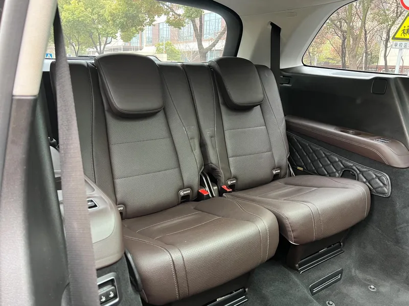 Mercedes-Benz GLS 2021 Mise à jour GLS 450 4MATIC Style tendance extérieur photo 10 Mercedes-Benz GLS 2021 Mise à jour GLS 450 4MATIC Style tendance extérieur photo 10