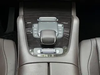 Mercedes-Benz GLS 2021 Mise à jour GLS 450 4MATIC Style tendance intérieur photo 19 Mercedes-Benz GLS 2021 Mise à jour GLS 450 4MATIC Style tendance intérieur photo 19