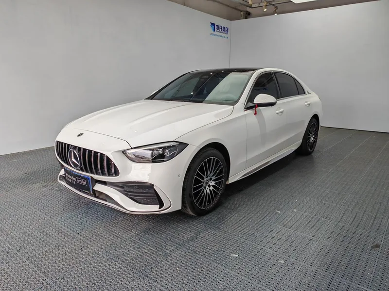 Mercedes-Benz C-Class 2024 Restyling C 260 L Sports version exterior photo 1 Mercedes-Benz C-Class 2024 Restyling C 260 L Sports version exterior photo 1