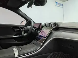 Mercedes-Benz C-Class 2024 Restyling C 260 L Sports version interior photo 15 Mercedes-Benz C-Class 2024 Restyling C 260 L Sports version interior photo 15