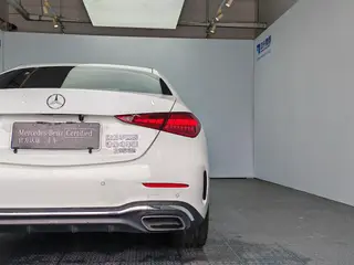 Mercedes-Benz C-Class 2024 Restyling C 260 L Sports version interior photo 19 Mercedes-Benz C-Class 2024 Restyling C 260 L Sports version interior photo 19