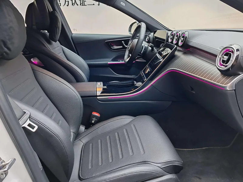 Mercedes-Benz C-Class 2024 C 260 L Хао Ночная спортивная версия интерьер фото 14