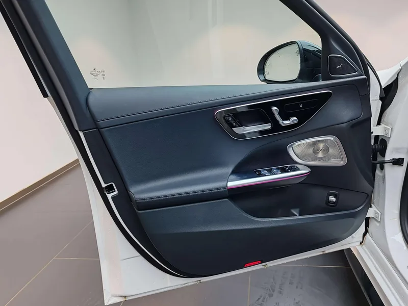 Mercedes-Benz C-Class 2024 C 260 L Хао Ночная спортивная версия интерьер фото 15
