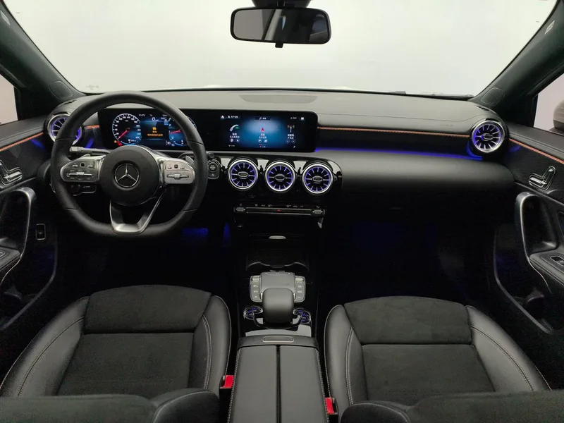 Mercedes-Benz A-Class 2022 Second change A 200 L Sport Sedan Fashion Edition interior photo 12