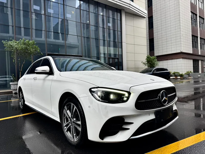 Mercedes-Benz E-Class 2022 Restyling E 260 L sports car exterior photo 3 Mercedes-Benz E-Class 2022 Restyling E 260 L sports car exterior photo 3
