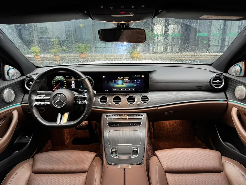 Mercedes-Benz E-Class 2022 Restyling E 260 L sports car exterior photo 9 Mercedes-Benz E-Class 2022 Restyling E 260 L sports car exterior photo 9