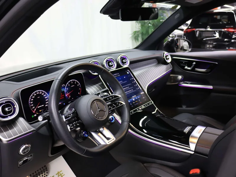 Mercedes-Benz GLC AMG 2024 AMG GLC 43 4MATIC extérieur photo 9 Mercedes-Benz GLC AMG 2024 AMG GLC 43 4MATIC extérieur photo 9