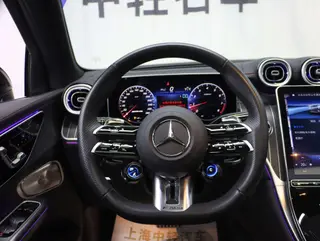 Mercedes-Benz GLC AMG 2024 AMG GLC 43 4MATIC intérieur photo 14 Mercedes-Benz GLC AMG 2024 AMG GLC 43 4MATIC intérieur photo 14
