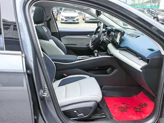 Geely Preface 2023 2.0T Premium Trim interior photo 15 Geely Preface 2023 2.0T Premium Trim interior photo 15