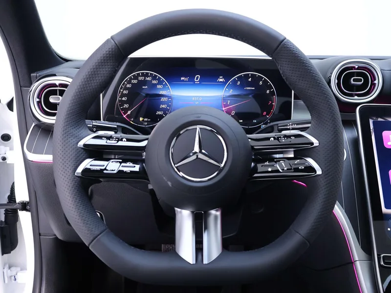 Mercedes-Benz C-Class 2026 C 260 L Спортивный седан интерьер фото 17