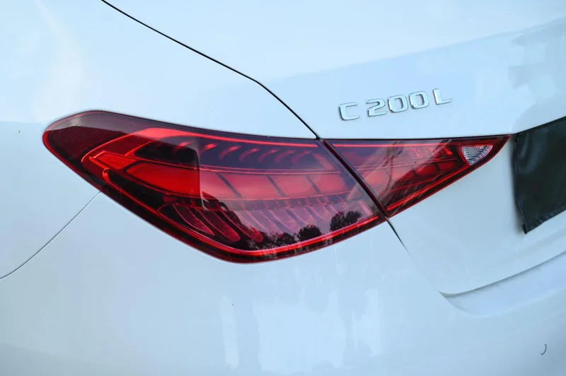 Mercedes-Benz C-Class 2023 C 200 L Sports version exterior photo 8 Mercedes-Benz C-Class 2023 C 200 L Sports version exterior photo 8