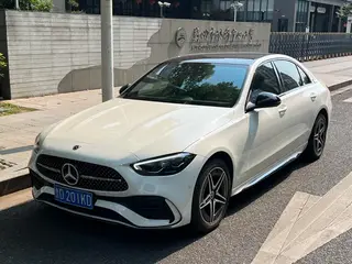Mercedes-Benz C-Class 2023 C 260 L Hao Night Sports Edition exterior photo 1 Mercedes-Benz C-Class 2023 C 260 L Hao Night Sports Edition exterior photo 1
