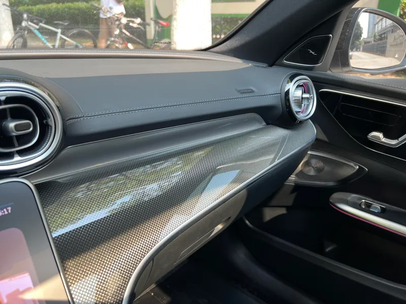 Mercedes-Benz C-Class 2023 C 260 L Hao Night Sports Edition interior photo 12 Mercedes-Benz C-Class 2023 C 260 L Hao Night Sports Edition interior photo 12