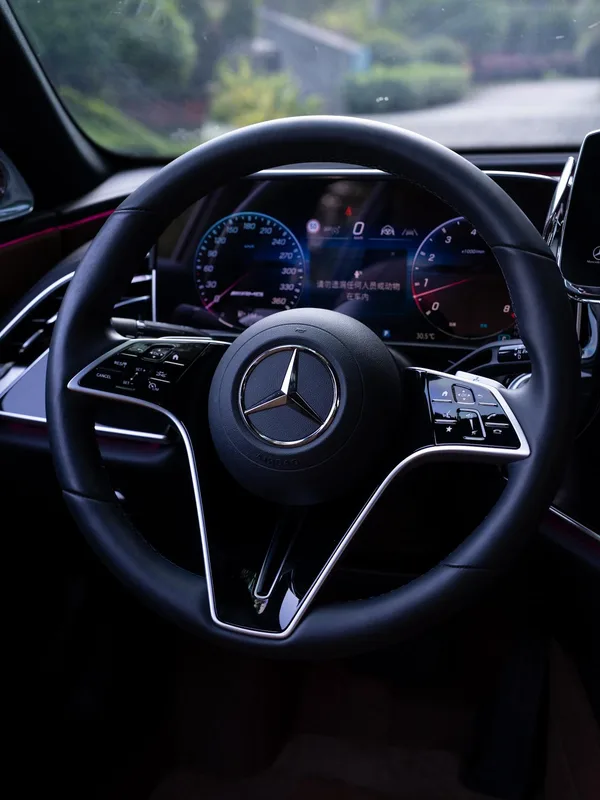 Mercedes-Benz E-Class 2025 Restyling E 300 L Luxury type Passenger car exterior photo 7