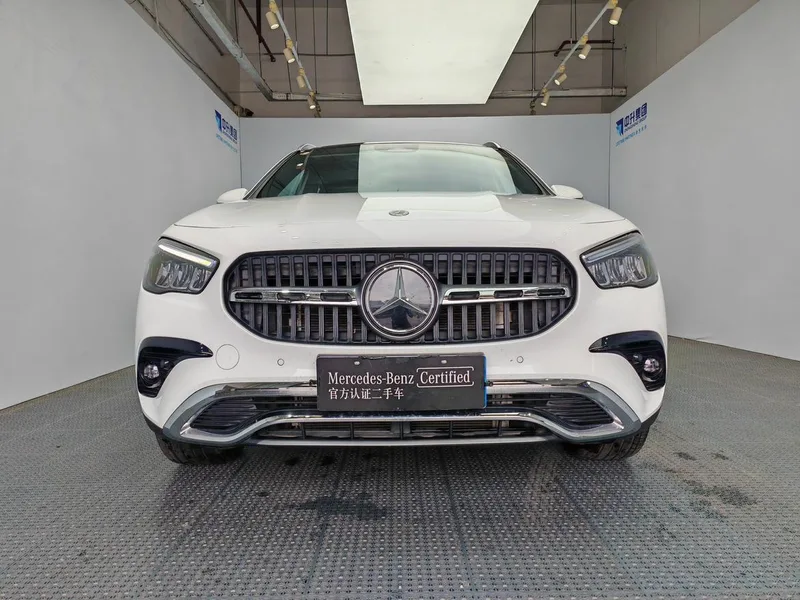 Mercedes-Benz GLA 2024 GLA 200 exterior photo 2 Mercedes-Benz GLA 2024 GLA 200 exterior photo 2
