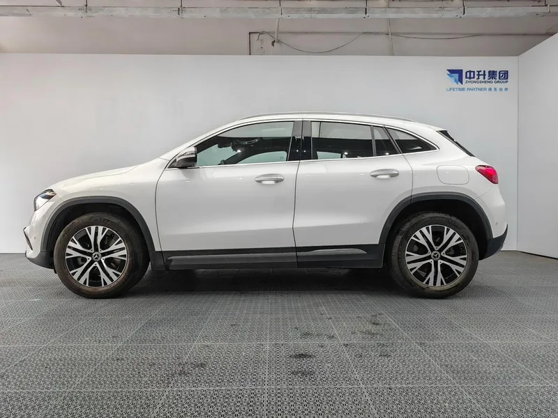Mercedes-Benz GLA 2024 GLA 200 exterior photo 7 Mercedes-Benz GLA 2024 GLA 200 exterior photo 7