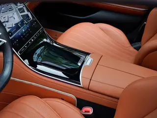 Mercedes-Benz S-Class 2023 S 450 L 4MATIC interior photo 18 Mercedes-Benz S-Class 2023 S 450 L 4MATIC interior photo 18