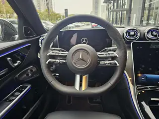 Mercedes-Benz C-Class 2026 C 260 L Coche deportivo interior foto 9 Mercedes-Benz C-Class 2026 C 260 L Coche deportivo interior foto 9