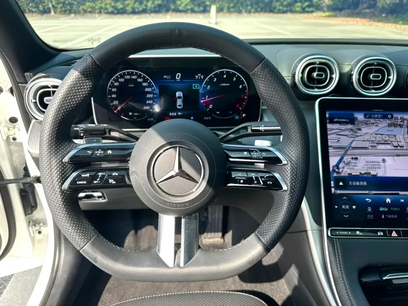 Mercedes-Benz C-Class 2023 Second change C 260 L Sports version interior photo 20