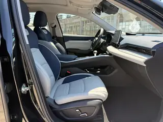 Geely Preface 2023 2.0T Premium Trim interior photo 12 Geely Preface 2023 2.0T Premium Trim interior photo 12