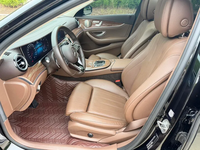 Mercedes-Benz E-Class 2022 Second change E 300 L Luxury type Passenger car exterior photo 5